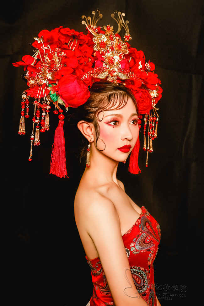 秀场造型-中国红
